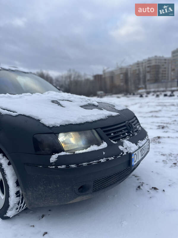 Универсал Volkswagen Passat 1998 в Вышгороде