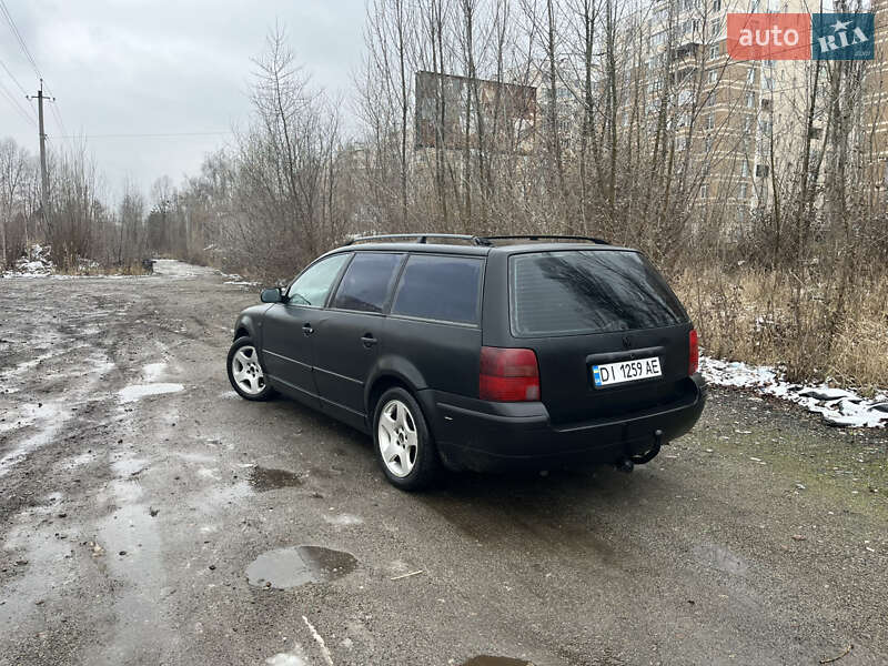 Универсал Volkswagen Passat 1998 в Вышгороде