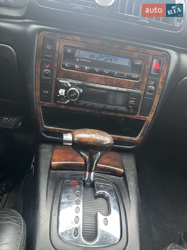 Универсал Volkswagen Passat 1998 в Вышгороде