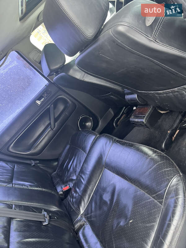 Универсал Volkswagen Passat 1998 в Вышгороде