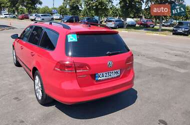 Универсал Volkswagen Passat 2012 в Киеве
