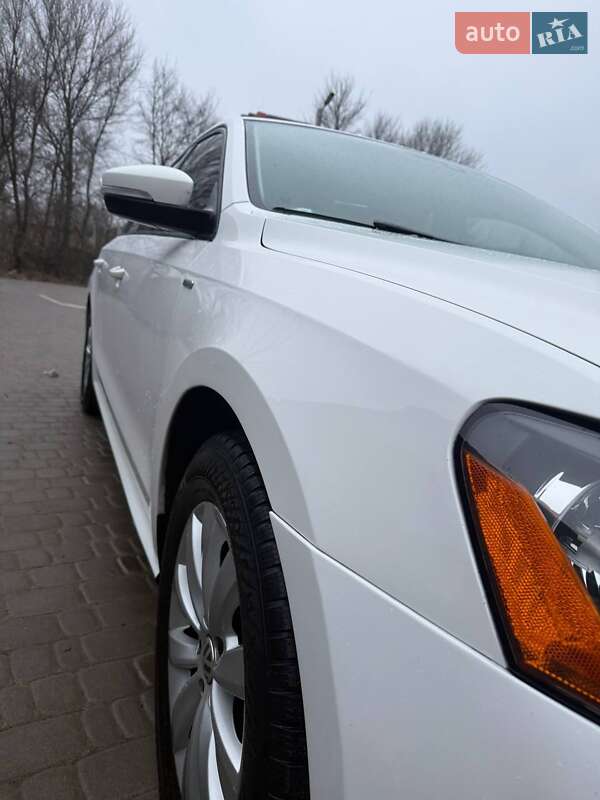 Седан Volkswagen Passat 2015 в Ірпені фото 26 Седан Volkswagen Passat 2015 в Ірпені