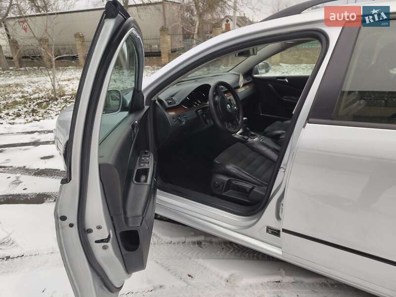 Универсал Volkswagen Passat 2006 в Радомышле