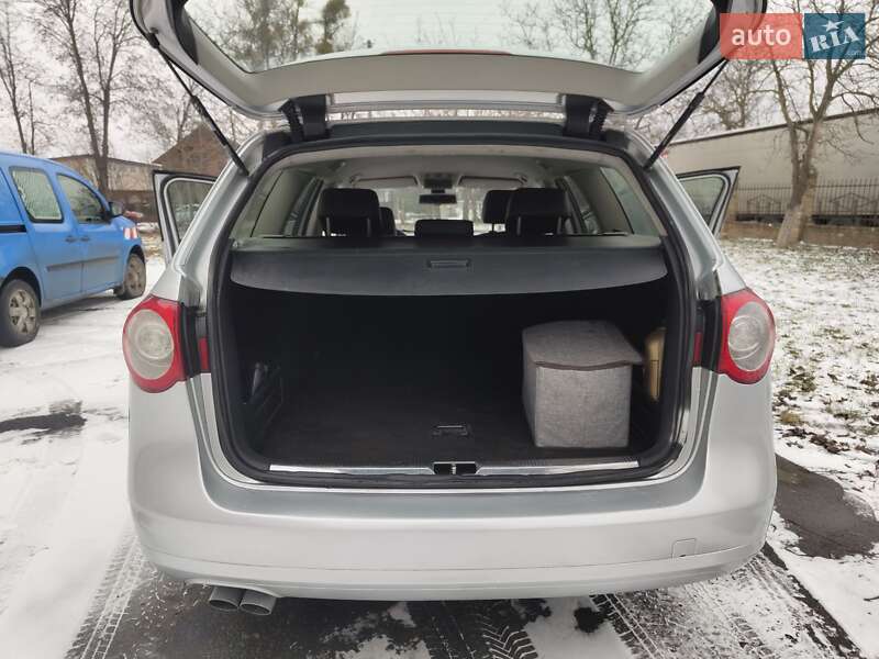 Универсал Volkswagen Passat 2006 в Радомышле