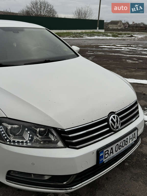Седан Volkswagen Passat 2013 в Кривом Озере