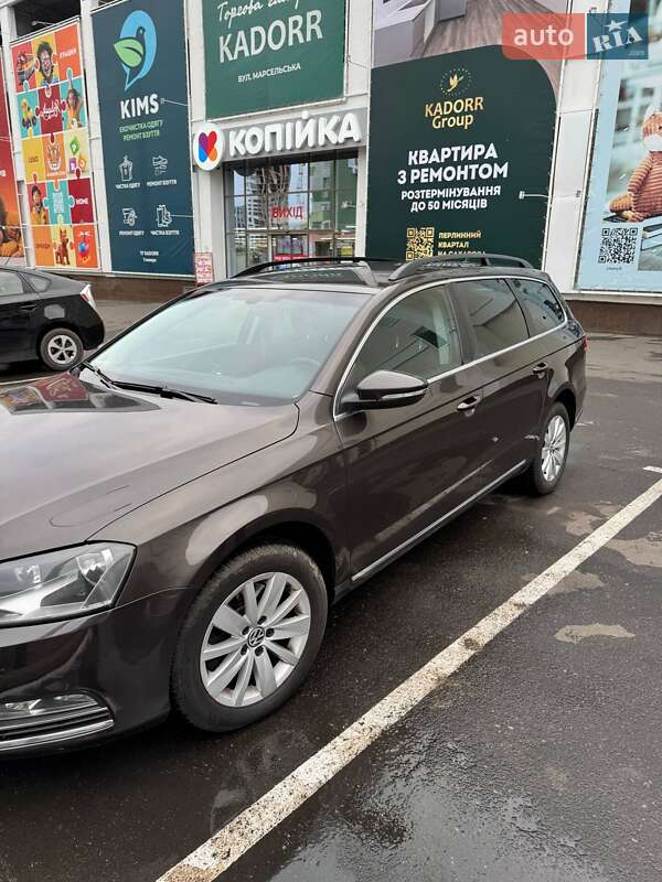 Универсал Volkswagen Passat 2014 в Одессе
