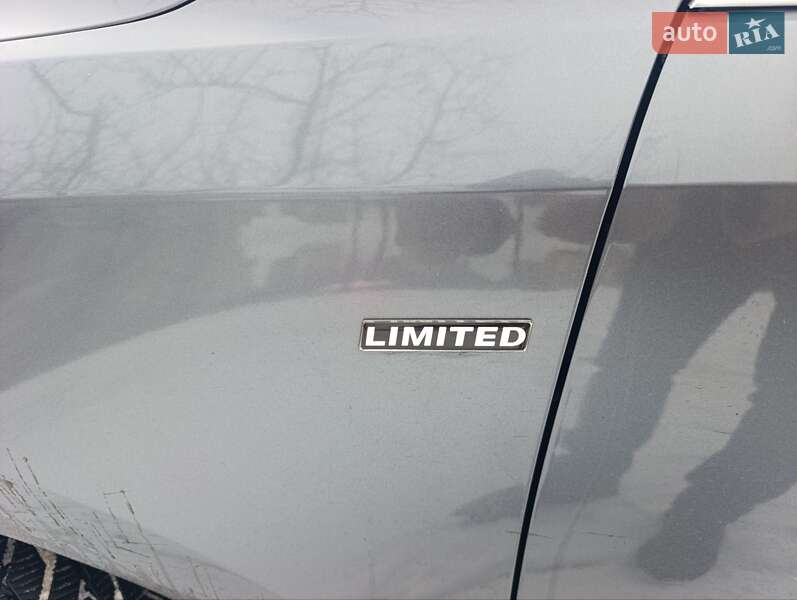 Седан Volkswagen Passat 2015 в Сумах