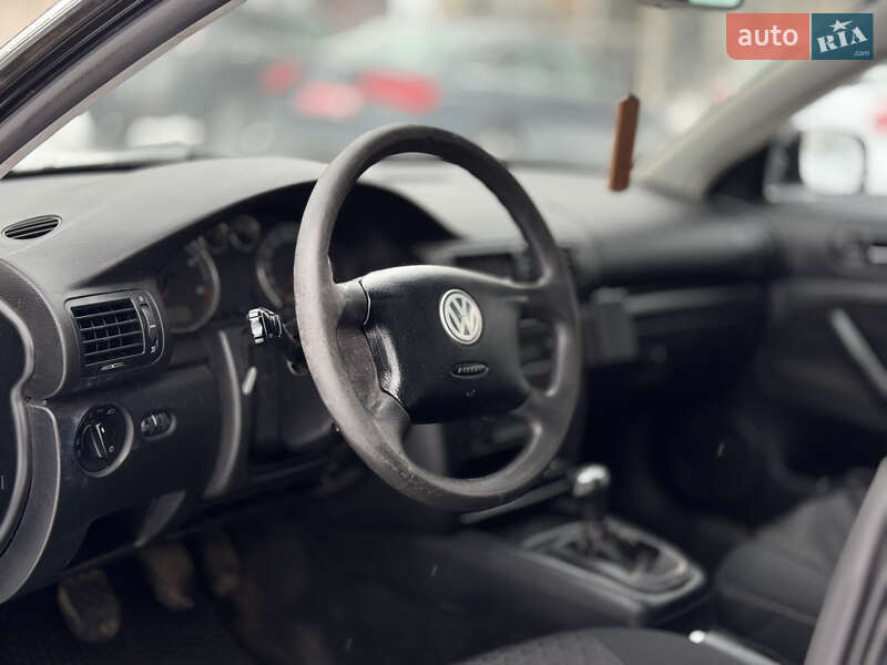 Универсал Volkswagen Passat 2003 в Лубнах