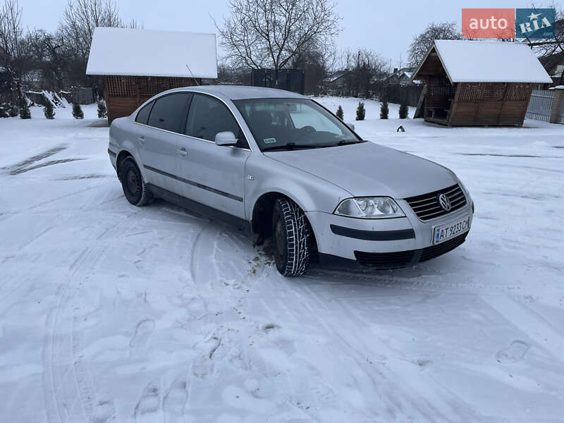Седан Volkswagen Passat 2002 в Городенці