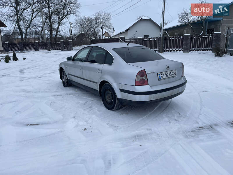 Седан Volkswagen Passat 2002 в Городенці