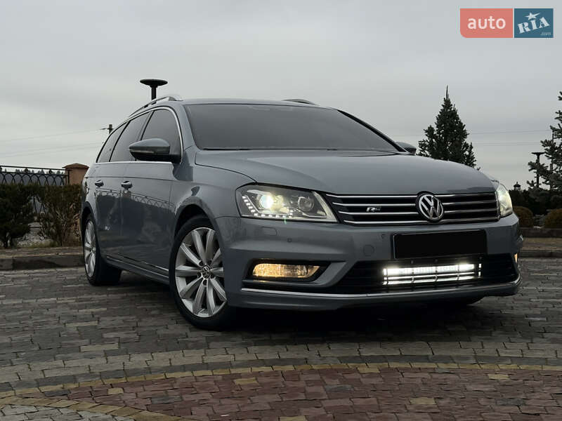 Универсал Volkswagen Passat 2012 в Дрогобыче