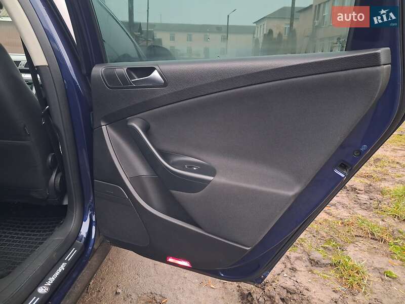 Универсал Volkswagen Passat 2010 в Христиновке