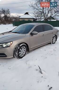 Седан Volkswagen Passat 2016 в Черкасах