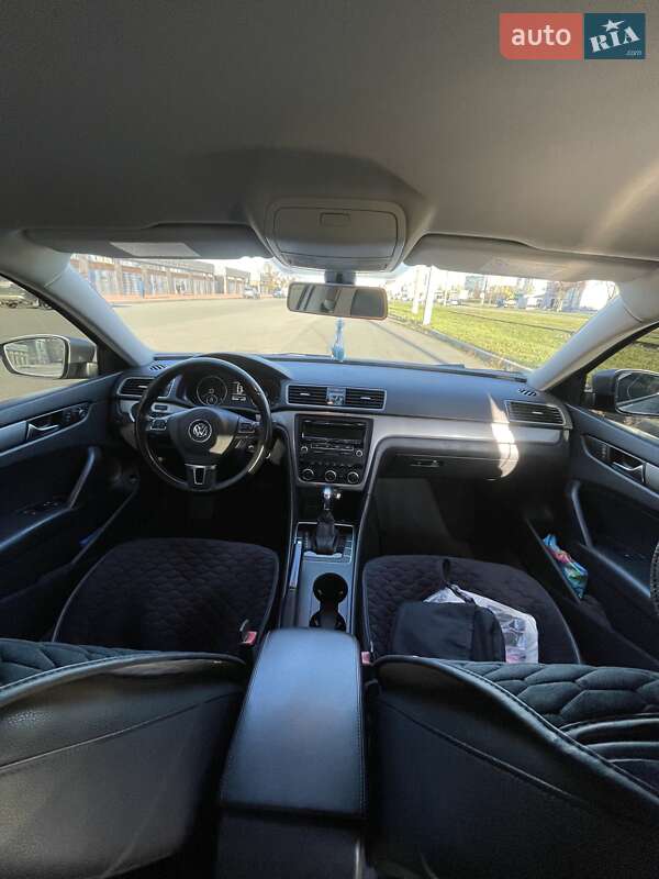 Седан Volkswagen Passat 2013 в Харькове