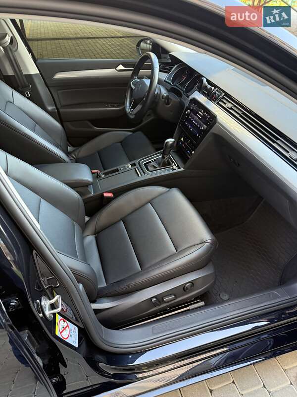 Універсал Volkswagen Passat 2021 в Одесі фото 12 Універсал Volkswagen Passat 2021 в Одесі