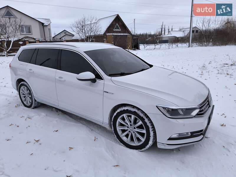 Універсал Volkswagen Passat 2015 в Козятині