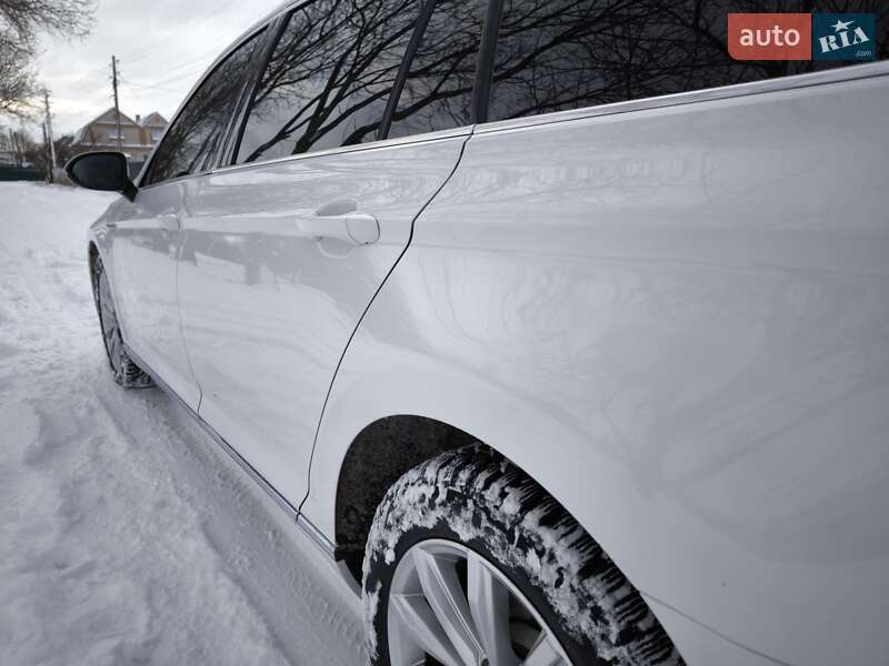 Універсал Volkswagen Passat 2015 в Козятині
