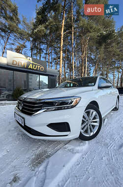 Седан Volkswagen Passat 2020 в Києві