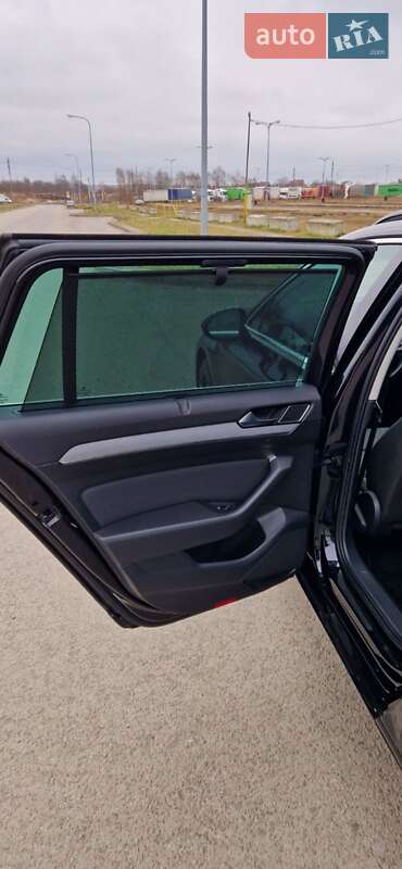 Универсал Volkswagen Passat 2022 в Львове фото 17 Универсал Volkswagen Passat 2022 в Львове