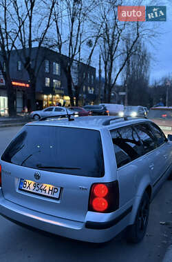 Універсал Volkswagen Passat 2004 в Хмельницькому