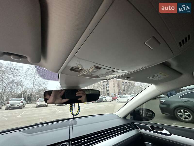 Универсал Volkswagen Passat 2017 в Кривом Роге