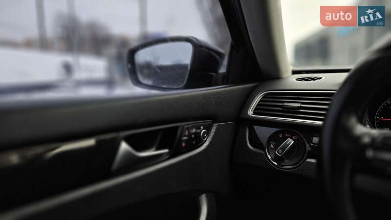 Седан Volkswagen Passat 2015 в Киеве фото 18 Седан Volkswagen Passat 2015 в Киеве