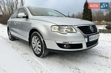 Седан Volkswagen Passat 2006 в Волочиске