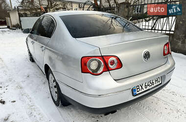 Седан Volkswagen Passat 2006 в Волочиске