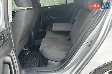 Седан Volkswagen Passat 2006 в Волочиске