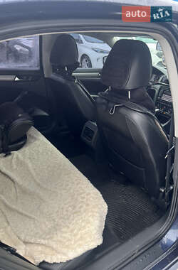 Седан Volkswagen Passat 2013 в Хмельницком