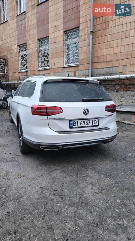 Універсал Volkswagen Passat 2016 в Зіньківі