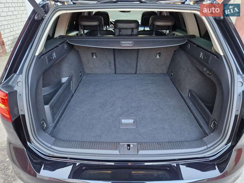 Універсал Volkswagen Passat 2016 в Києві фото 60 Універсал Volkswagen Passat 2016 в Києві