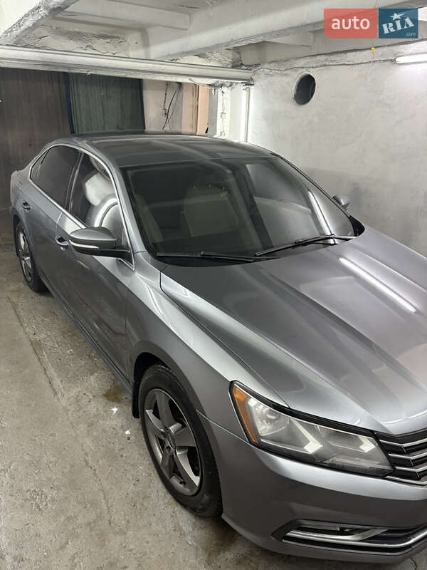 Седан Volkswagen Passat 2015 в Подільську