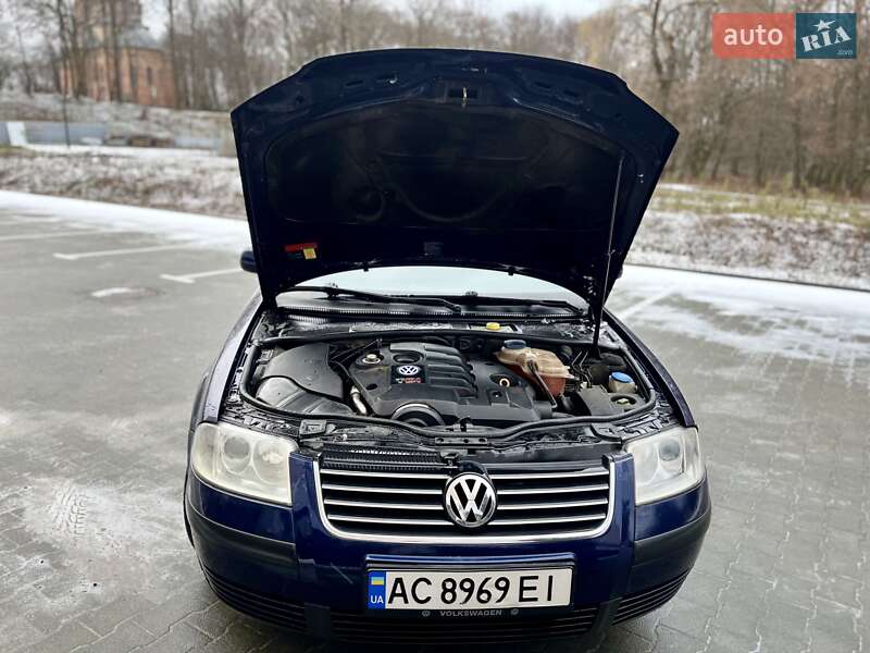 Универсал Volkswagen Passat 2003 в Горохове