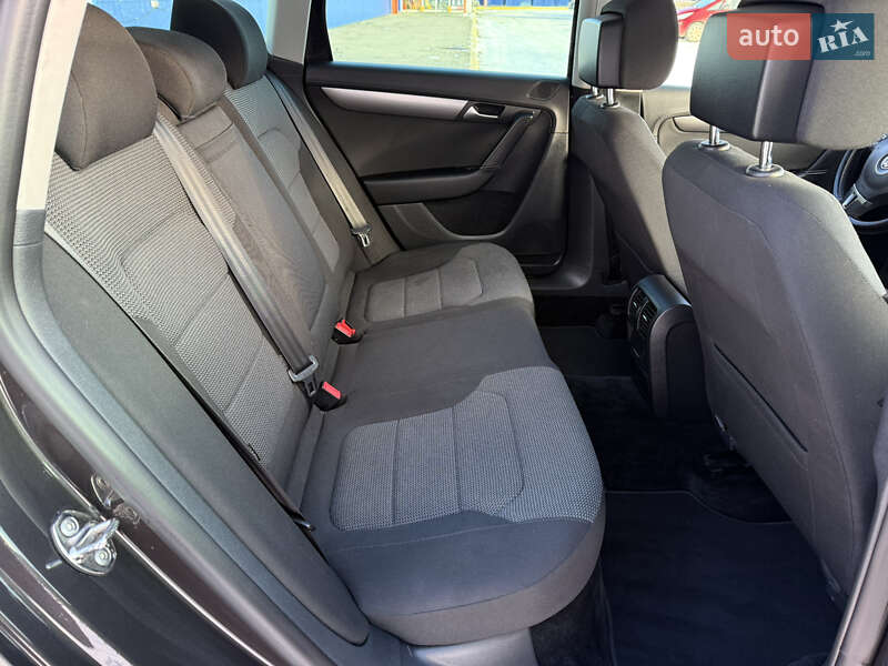 Универсал Volkswagen Passat 2011 в Сумах фото 49 Универсал Volkswagen Passat 2011 в Сумах
