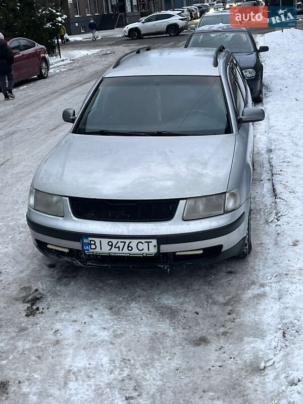 Универсал Volkswagen Passat 2000 в Кременчуге