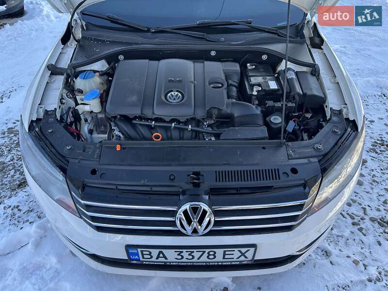 Седан Volkswagen Passat 2012 в Смілі
