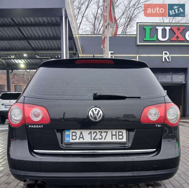 Універсал Volkswagen Passat 2008 в Кропивницькому