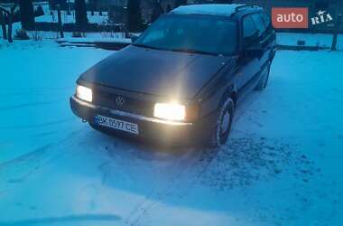 Универсал Volkswagen Passat 1991 в Дубно