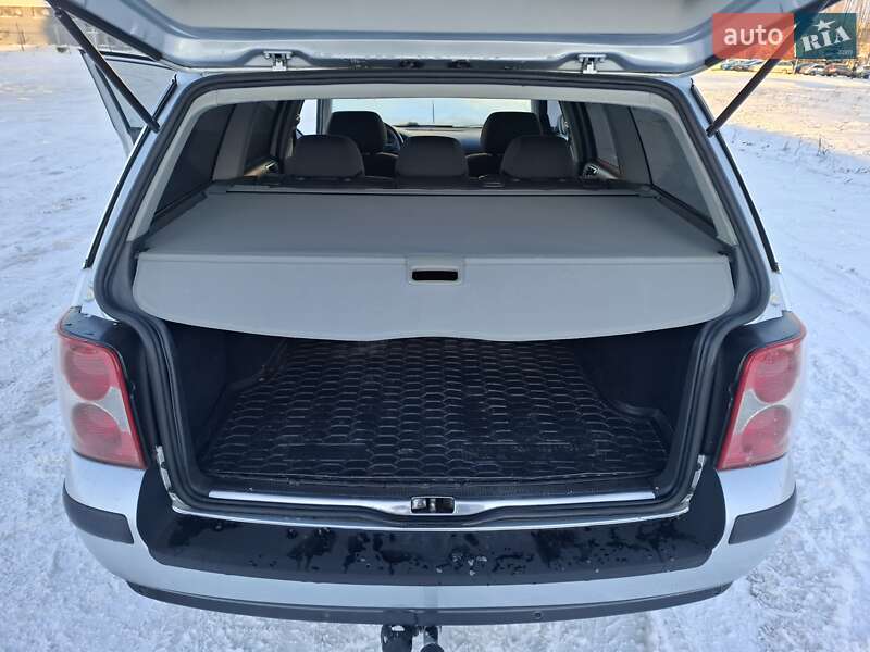 Універсал Volkswagen Passat 2004 в Черкасах фото 17 Універсал Volkswagen Passat 2004 в Черкасах