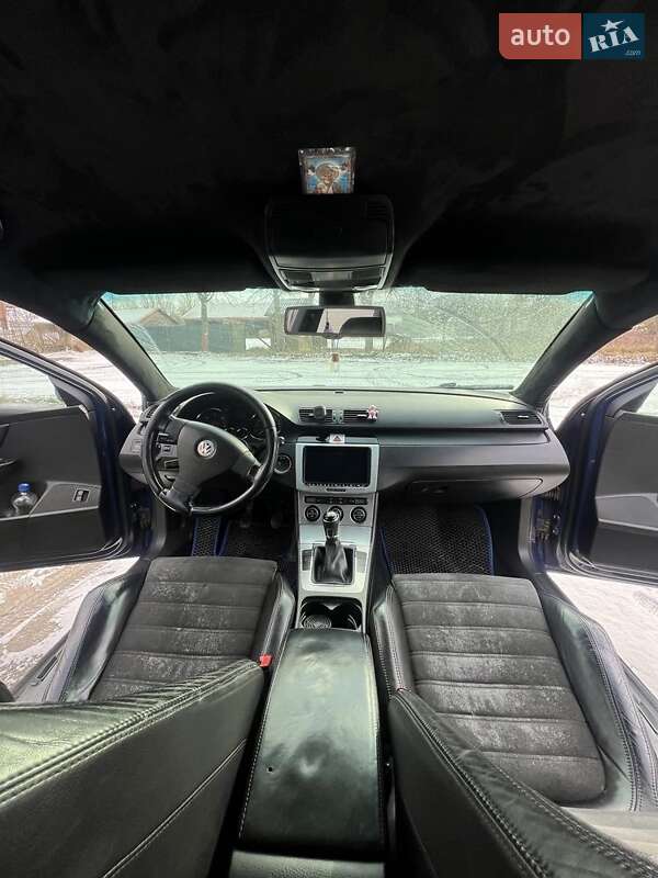 Универсал Volkswagen Passat 2005 в Тячеве