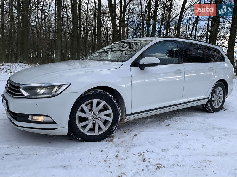 Универсал Volkswagen Passat 2018 в Киверцах