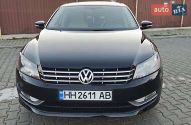 Седан Volkswagen Passat 2012 в Одессе