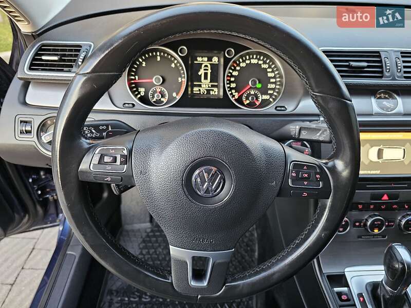 Универсал Volkswagen Passat 2012 в Стрые фото 135 Универсал Volkswagen Passat 2012 в Стрые