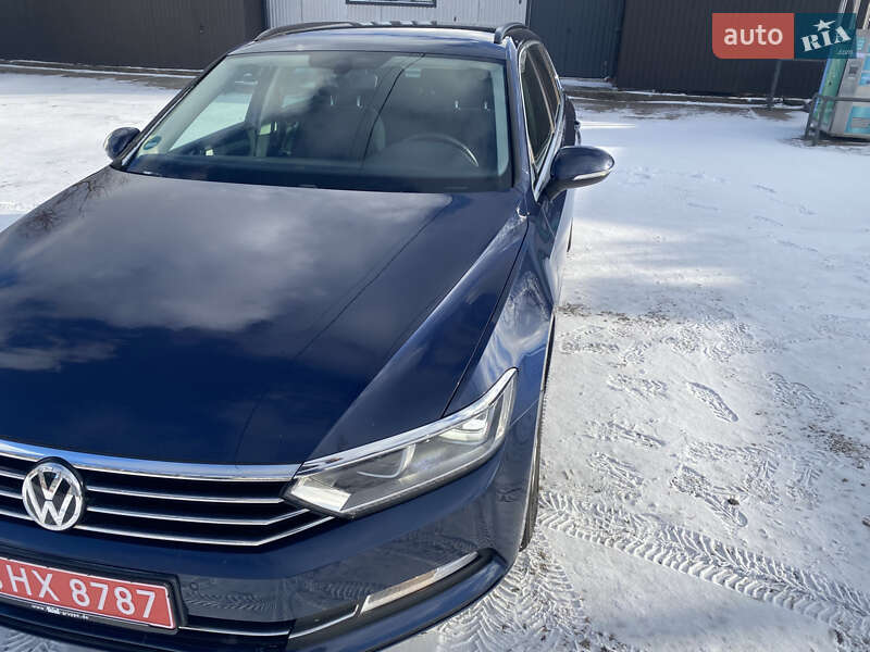 Универсал Volkswagen Passat 2015 в Нововолынске