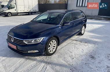 Универсал Volkswagen Passat 2015 в Нововолынске