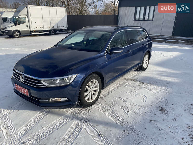 Универсал Volkswagen Passat 2015 в Нововолынске