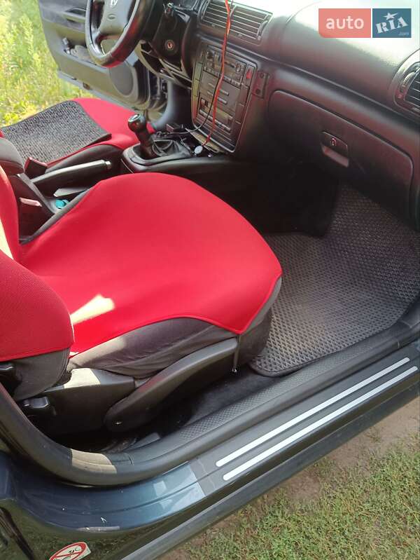 Універсал Volkswagen Passat 2001 в Путивлі