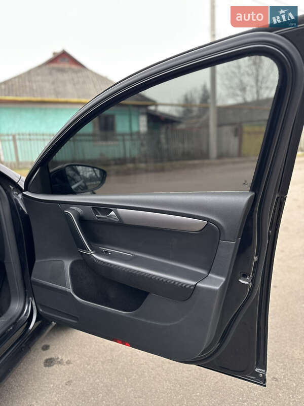 Седан Volkswagen Passat 2011 в Балте фото 16 Седан Volkswagen Passat 2011 в Балте
