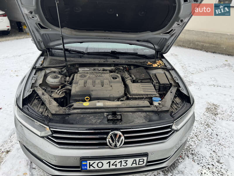 Універсал Volkswagen Passat 2016 в Мукачевому